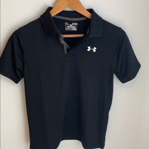 Boys black dry fit Under Armor polo